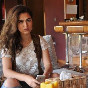 Meet your Posher, Mahya